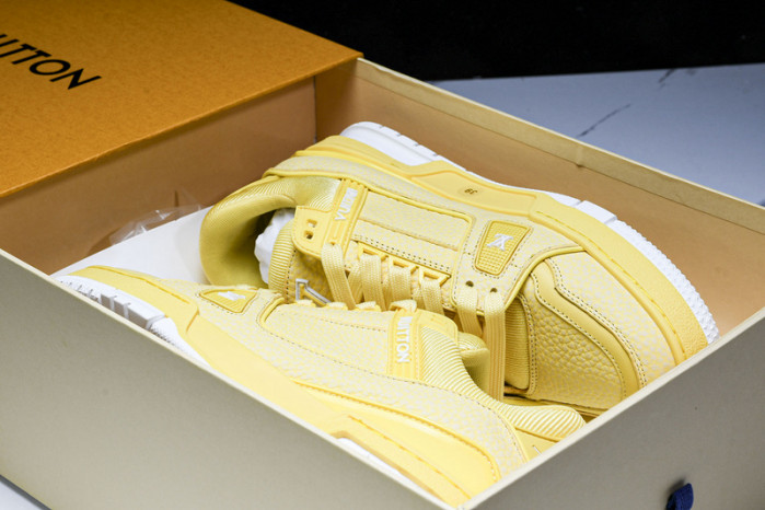 L&V SNEAKERS