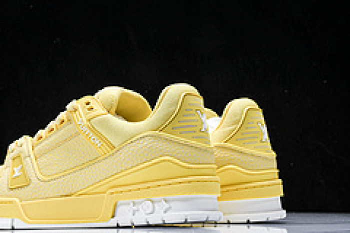 L&V SNEAKERS