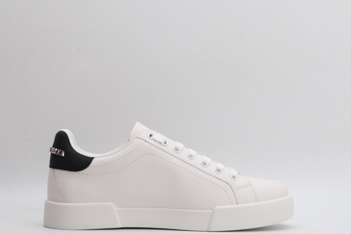 DG sneaker