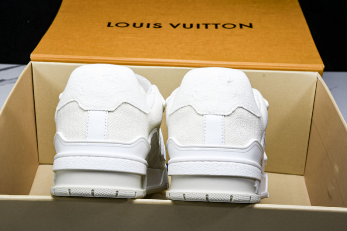 L&V SNEAKERS