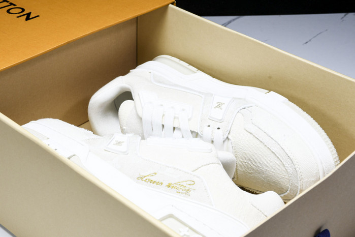 L&V SNEAKERS