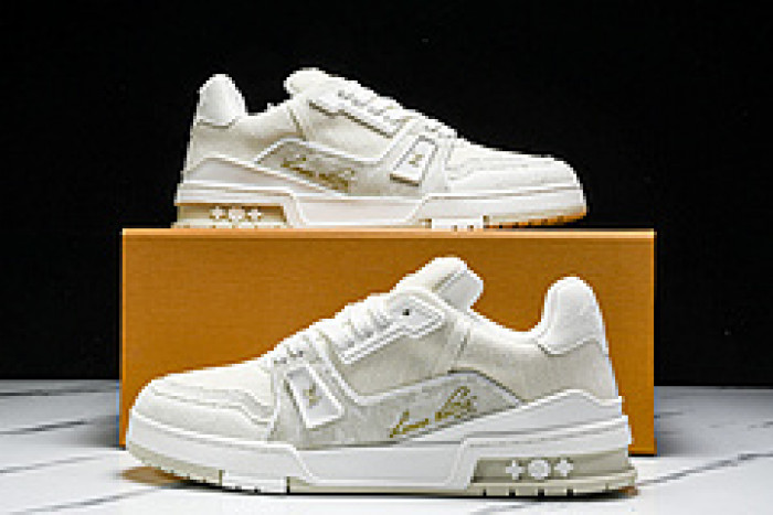 L&V SNEAKERS