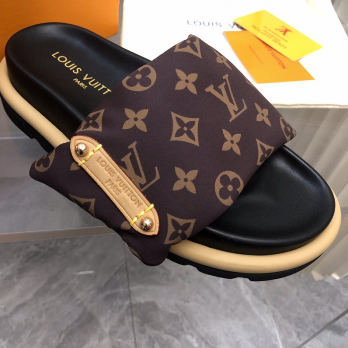 L&V SLIPPERS