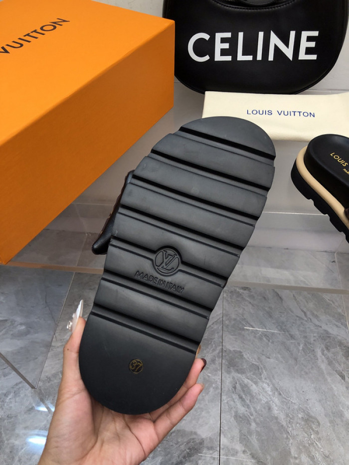 L&V SLIPPERS