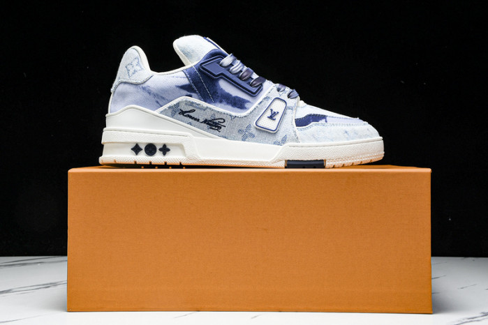 L&V SNEAKERS