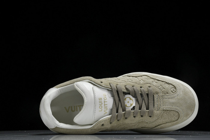 L&V SNEAKERS