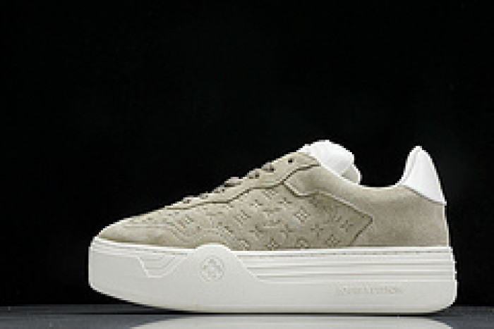 L&V SNEAKERS