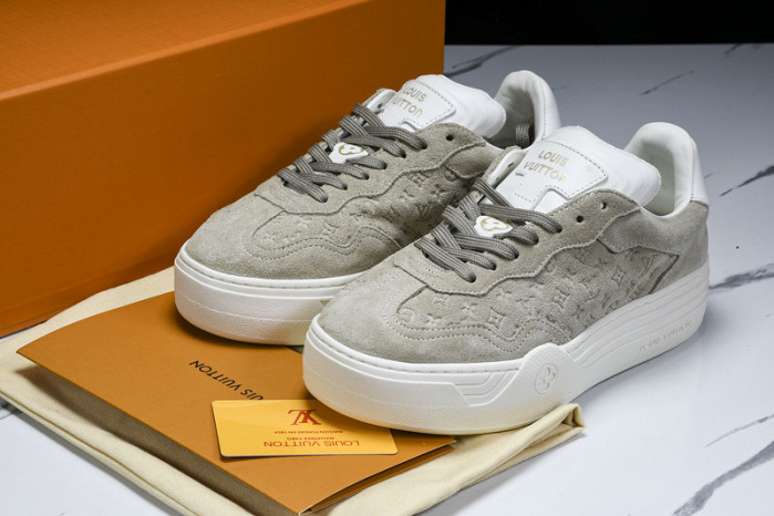 L&V SNEAKERS