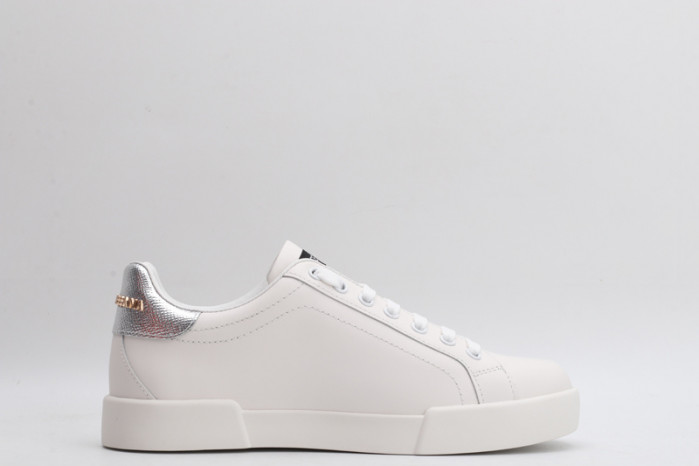 DG sneaker
