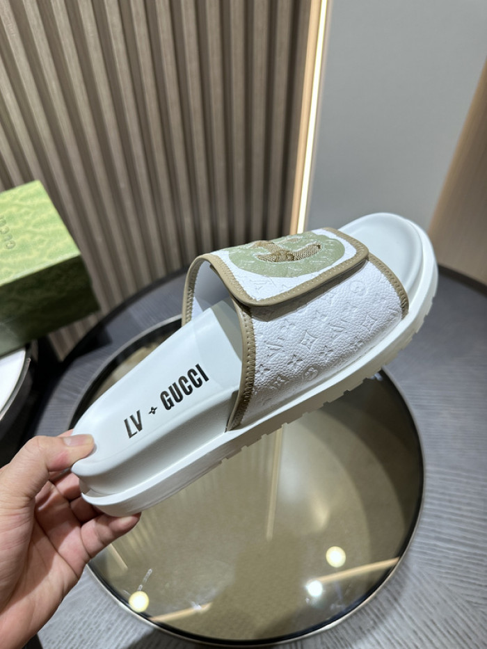 G DESIGNER SLIPPERS