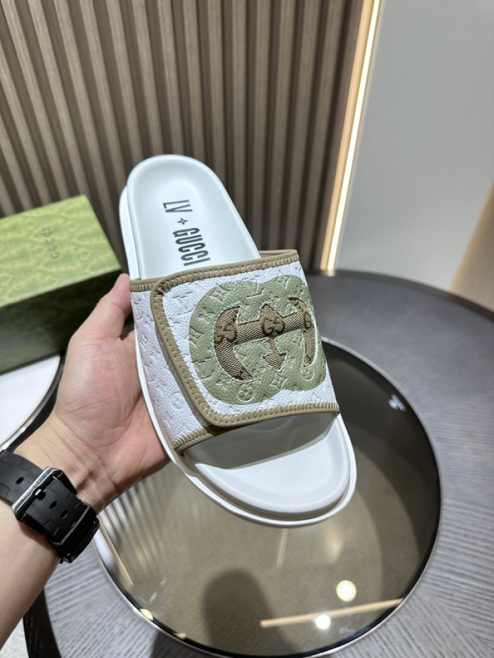 G DESIGNER SLIPPERS