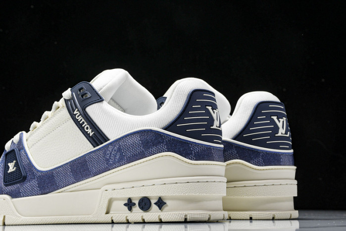 L&V SNEAKERS