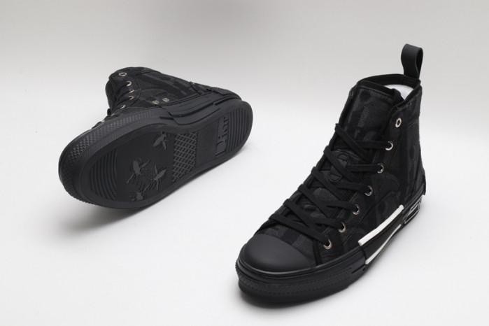 DI*O*R B23 PANKICK