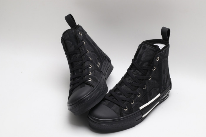 DI*O*R B23 PANKICK