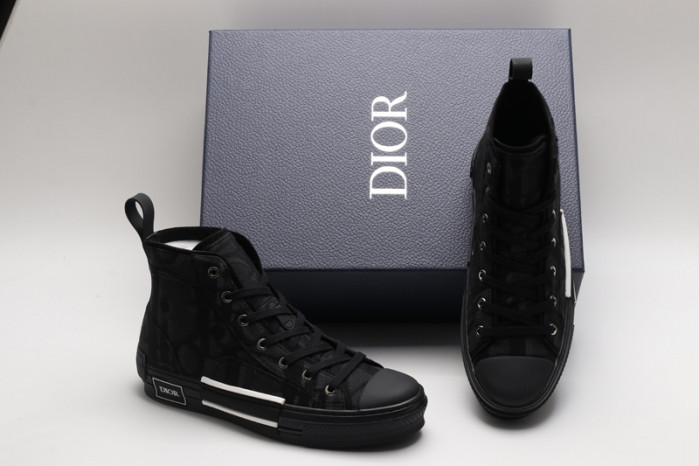 DI*O*R B23 PANKICK