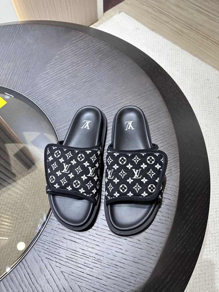 L&V SLIPPERS