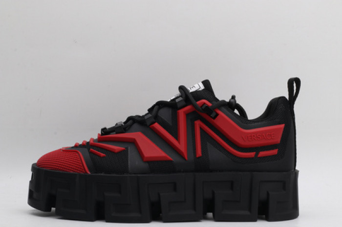 VER DESIGNER SNEAKERS
