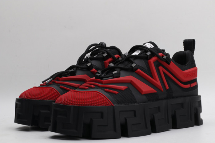 VER DESIGNER SNEAKERS