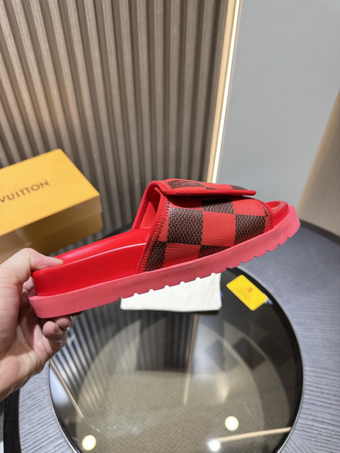 L&V SLIPPERS