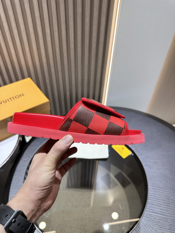 L&V SLIPPERS