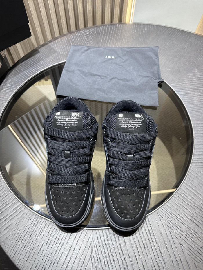 AM1R1 SNEAKERS
