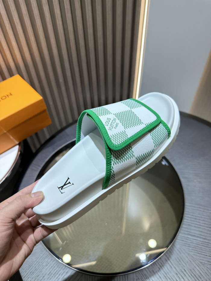 L&V SLIPPERS