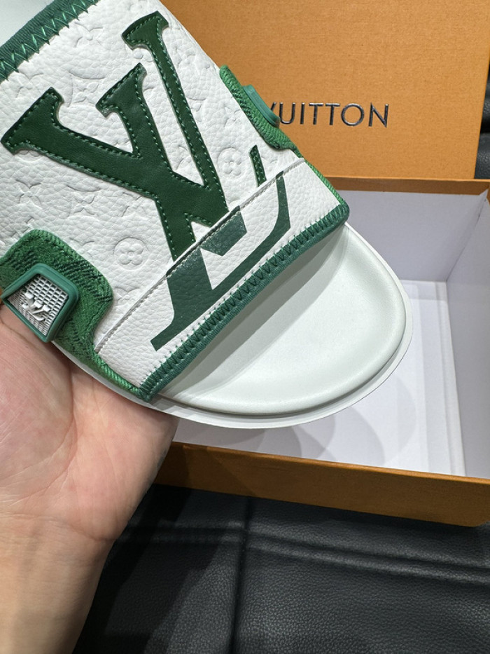 L&V SLIPPERS
