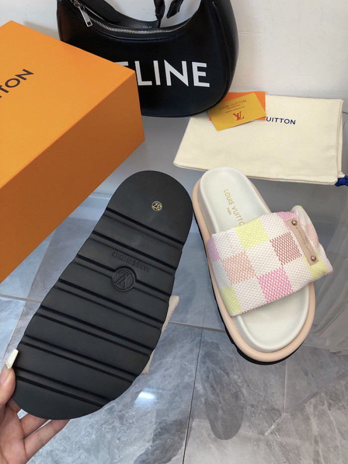 L&V SLIPPERS