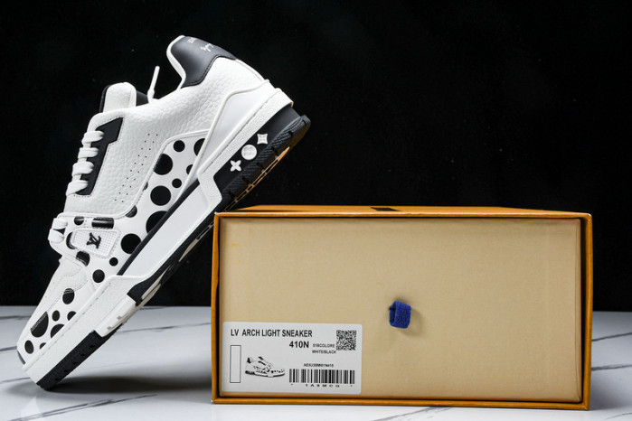 L&V SNEAKERS