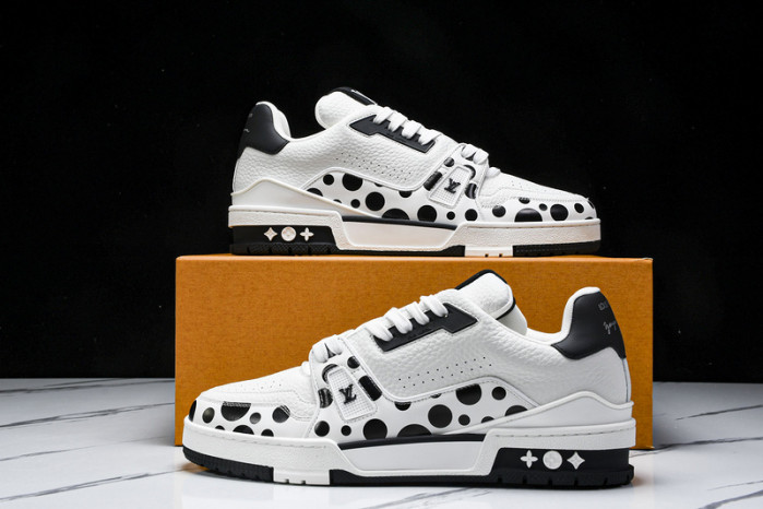 L&V SNEAKERS