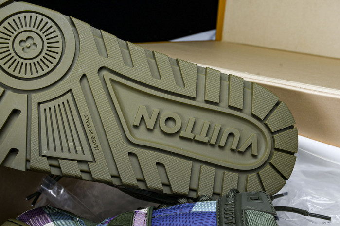 L&V SNEAKERS