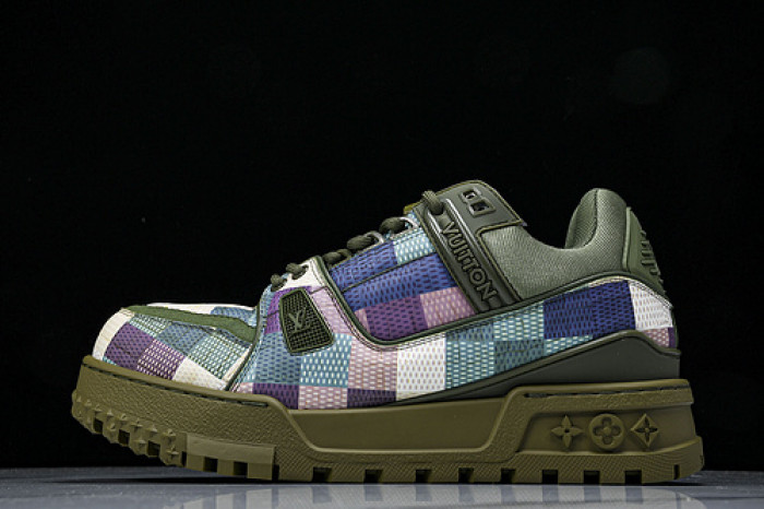 L&V SNEAKERS