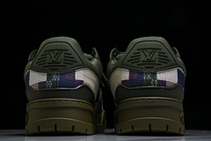 L&V SNEAKERS