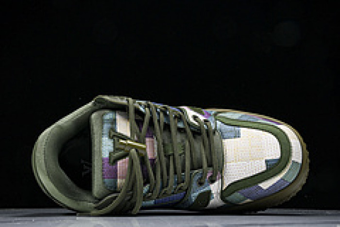 L&V SNEAKERS