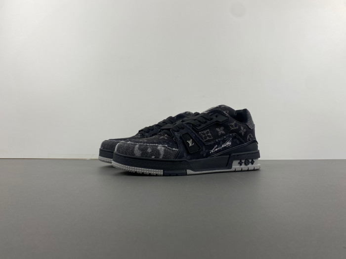 L&V SNEAKERS