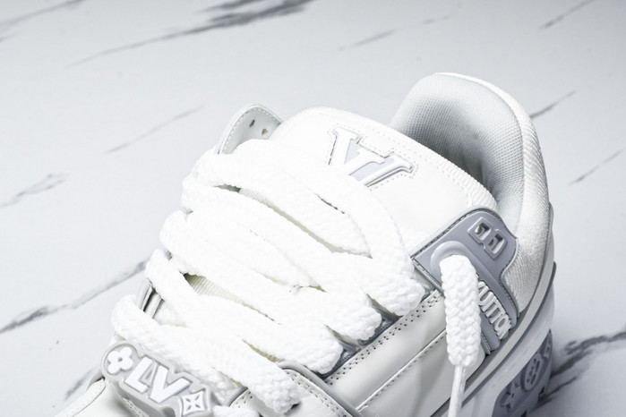 L&V SNEAKERS