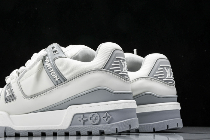 L&V SNEAKERS