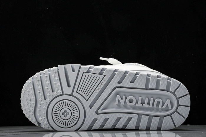 L&V SNEAKERS