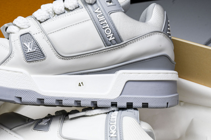 L&V SNEAKERS