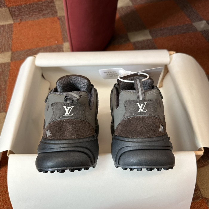L&V SNEAKERS