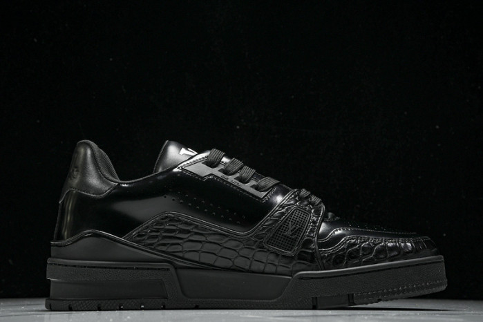 L&V SNEAKERS