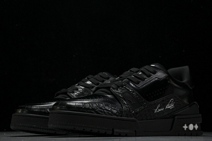 L&V SNEAKERS