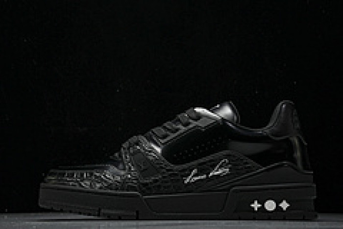 L&V SNEAKERS