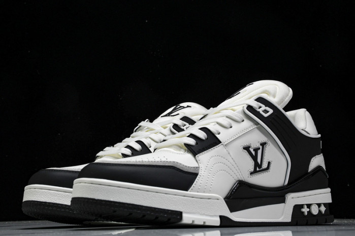 L&V SNEAKERS