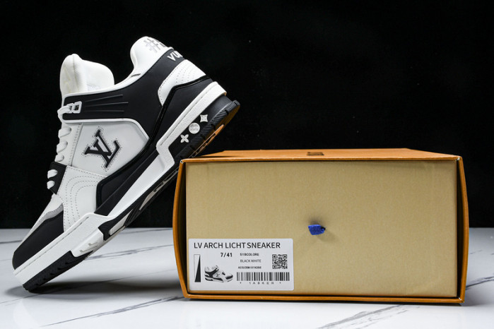 L&V SNEAKERS