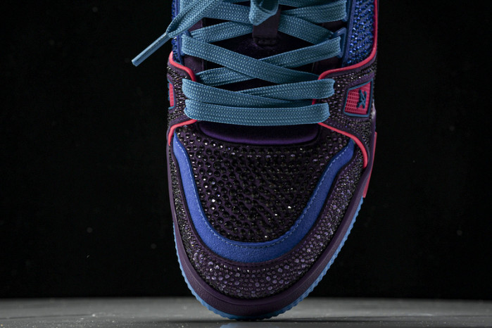 L&V SNEAKERS