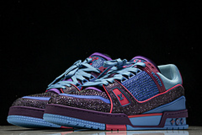 L&V SNEAKERS
