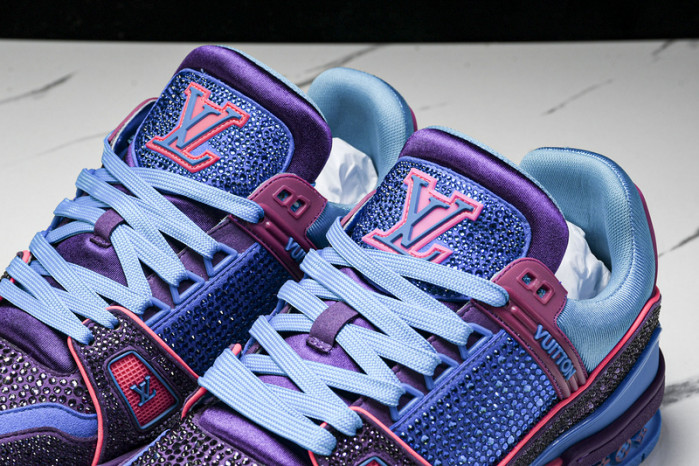 L&V SNEAKERS