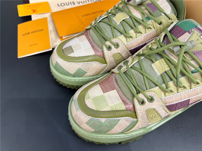 L&V SNEAKERS