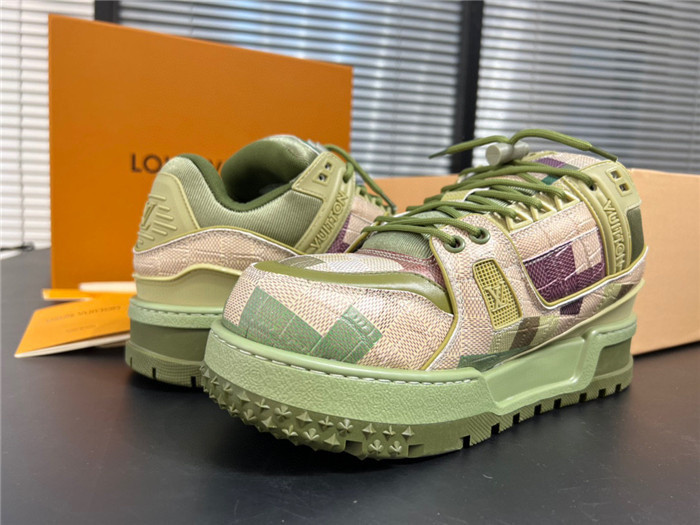 L&V SNEAKERS